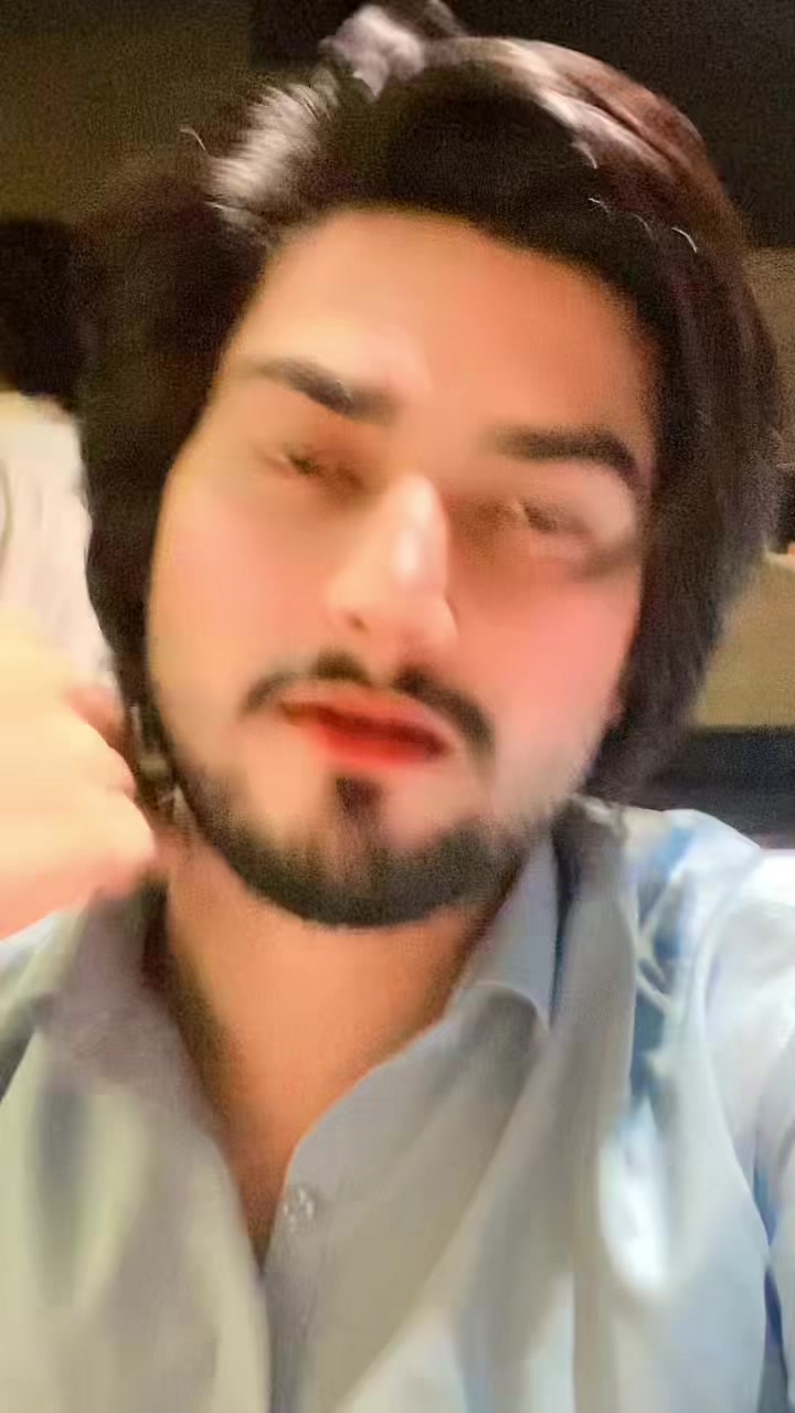 @✮⭑ Z ی__shan✨💫 ⭑✮