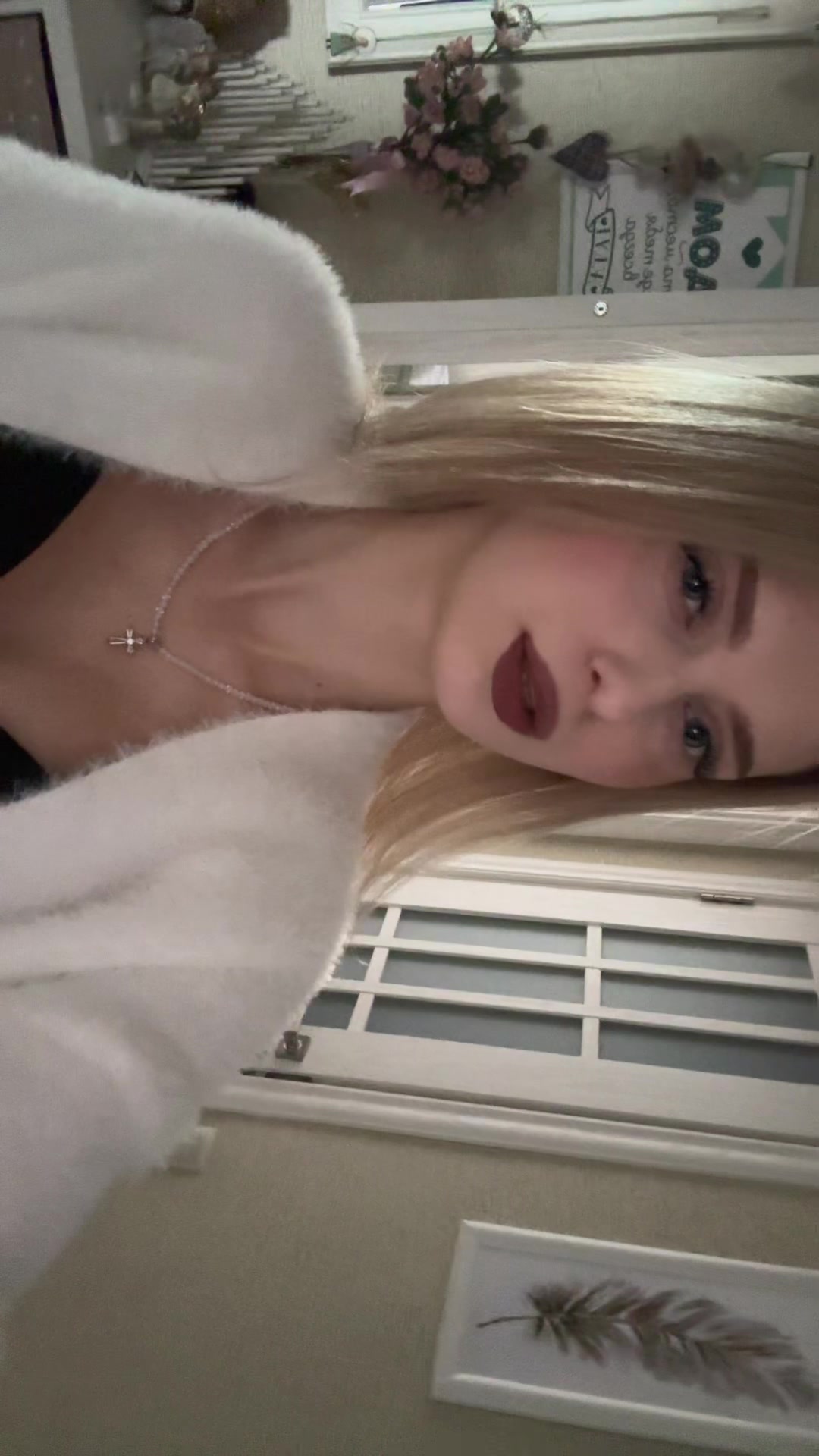 @вика