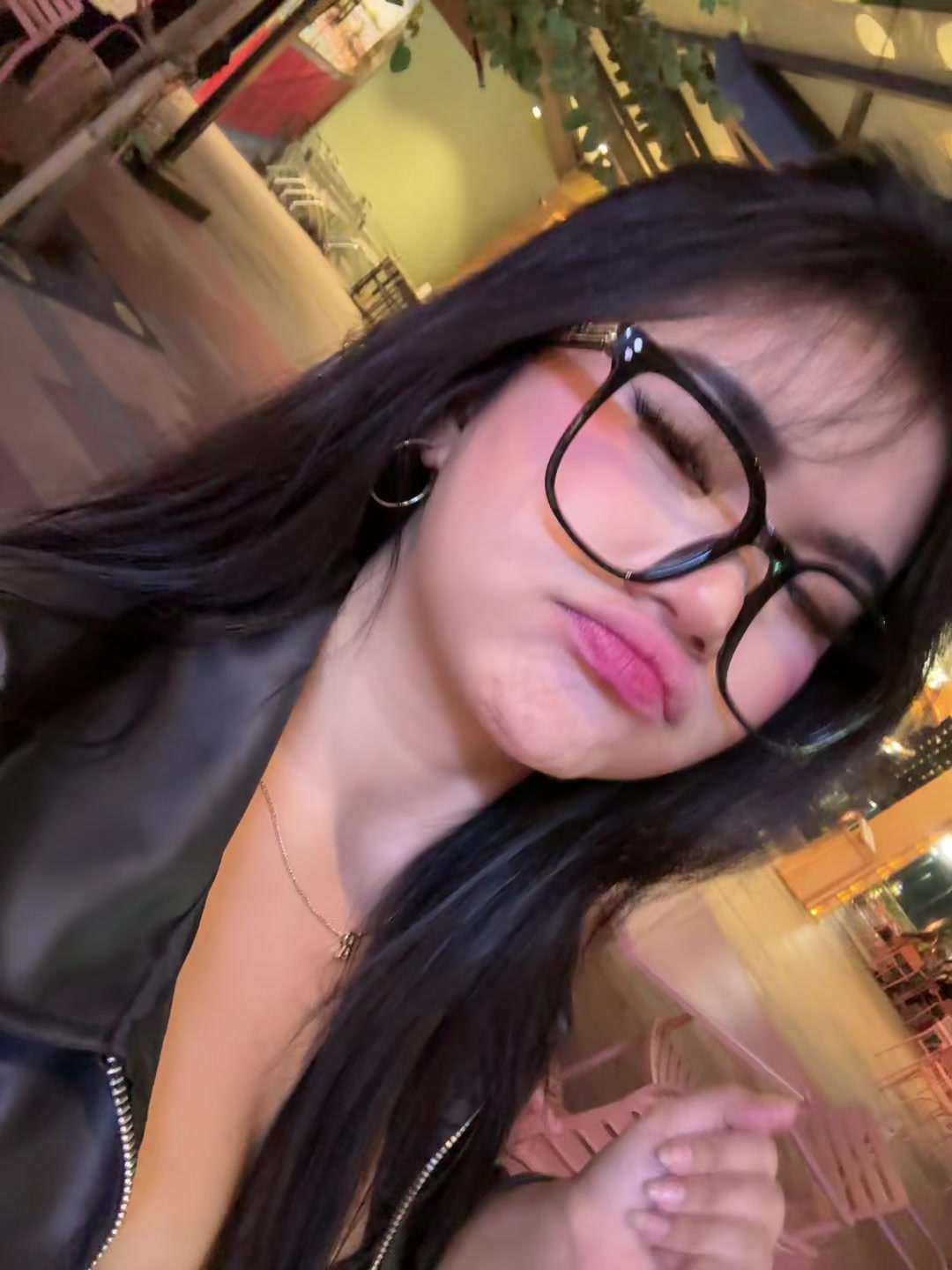 @salila gomez