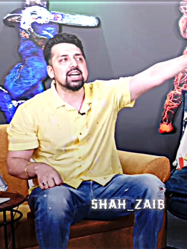 @Shahzaib👅👀