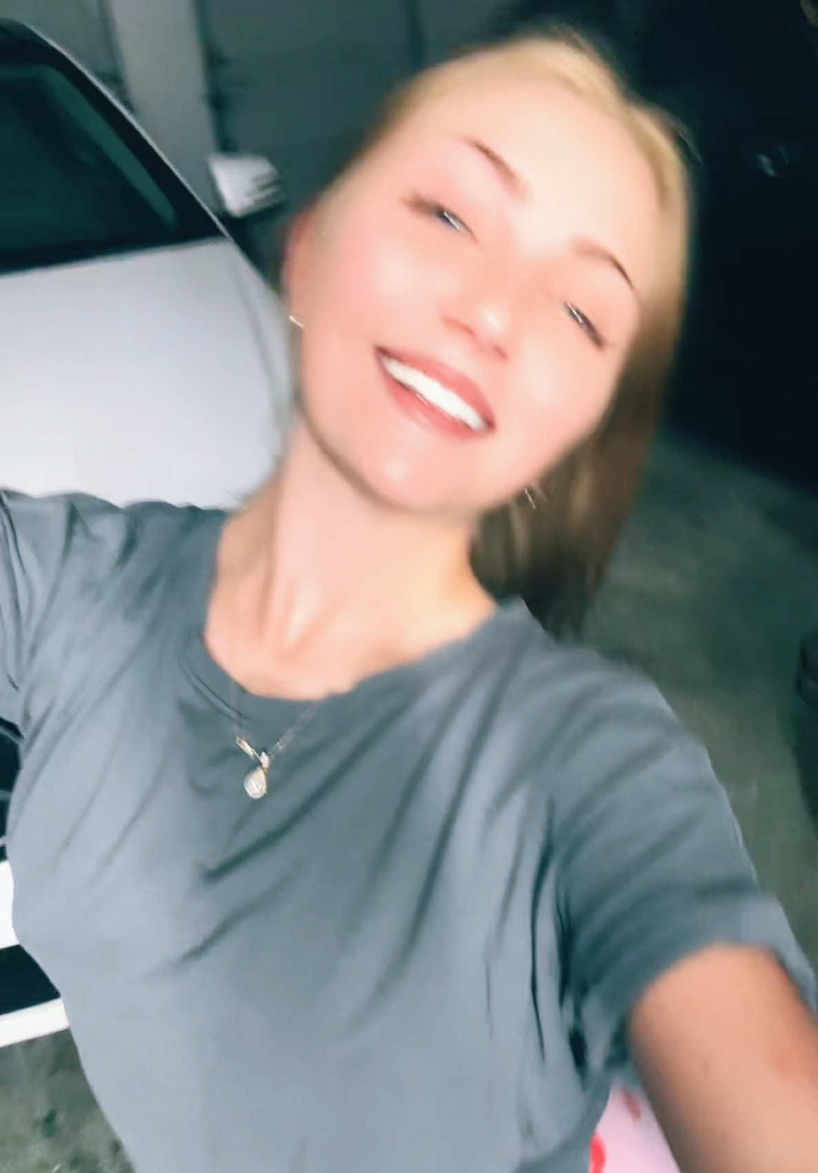@𝑪𝑰𝑨𝑹𝑨💋
