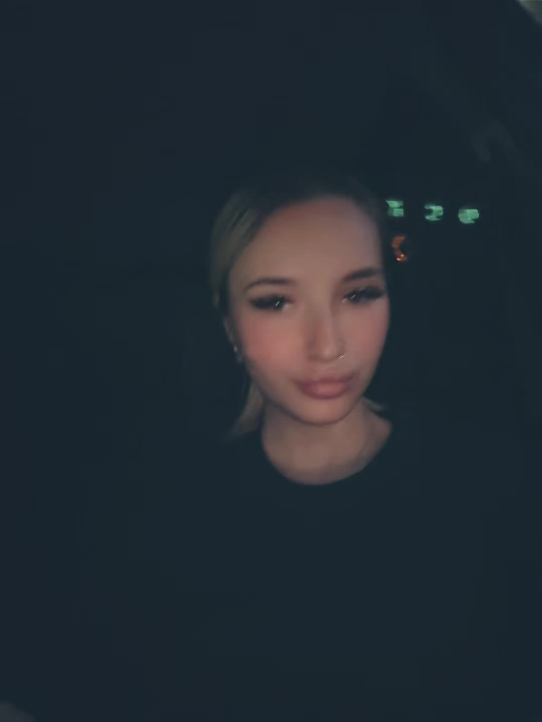 @𝐢𝐫𝐢𝐬𝐡𝐤𝐚_😻🐆