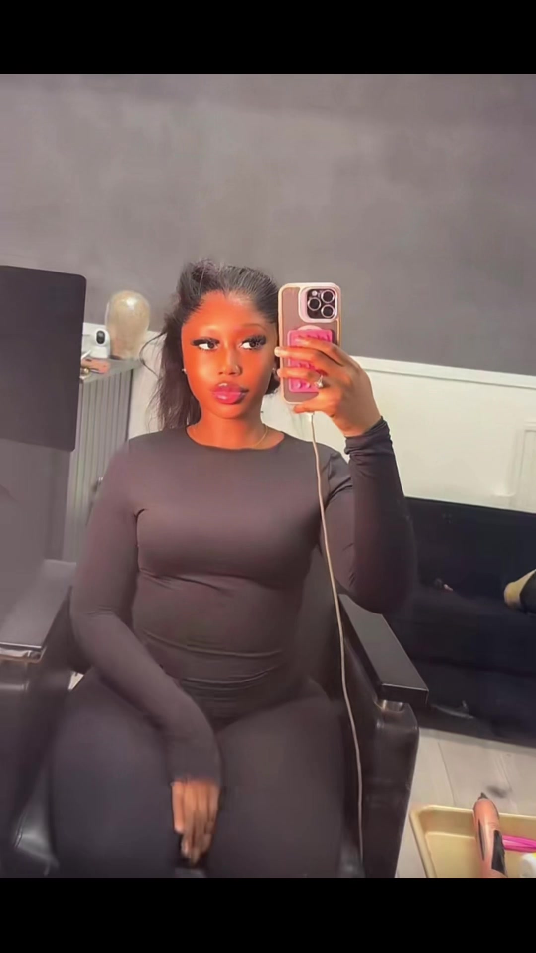 @UCHE~TEEMA DIARIES 🧚&zwj;♂️💗