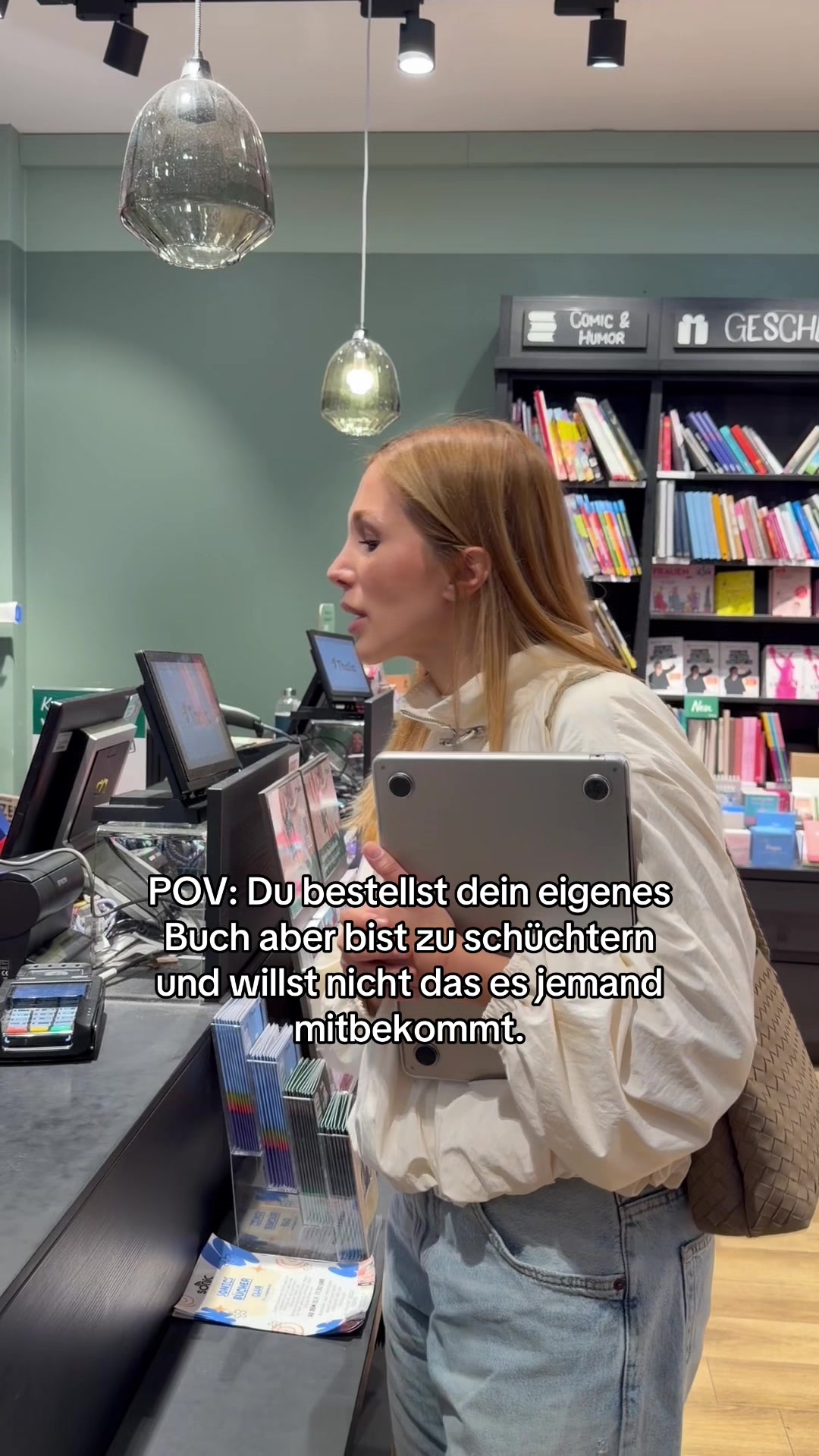 @Bourtsin🤍Flugbegleiterin