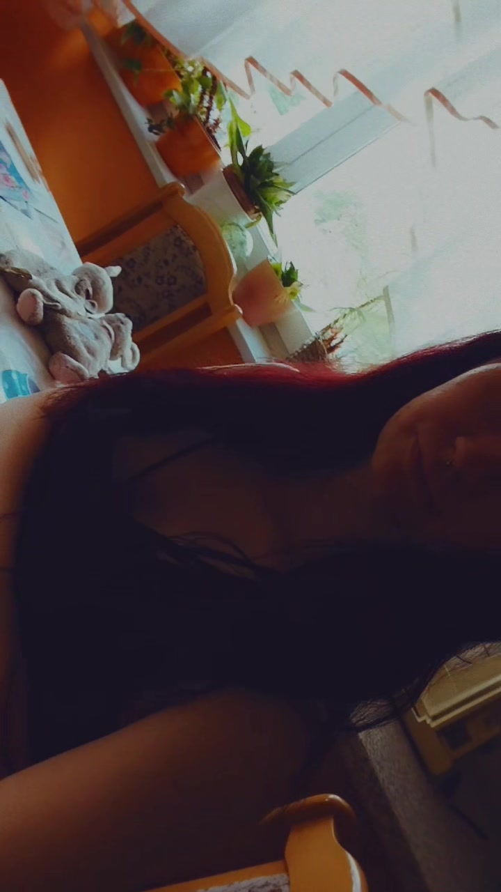 @larissa03🫶