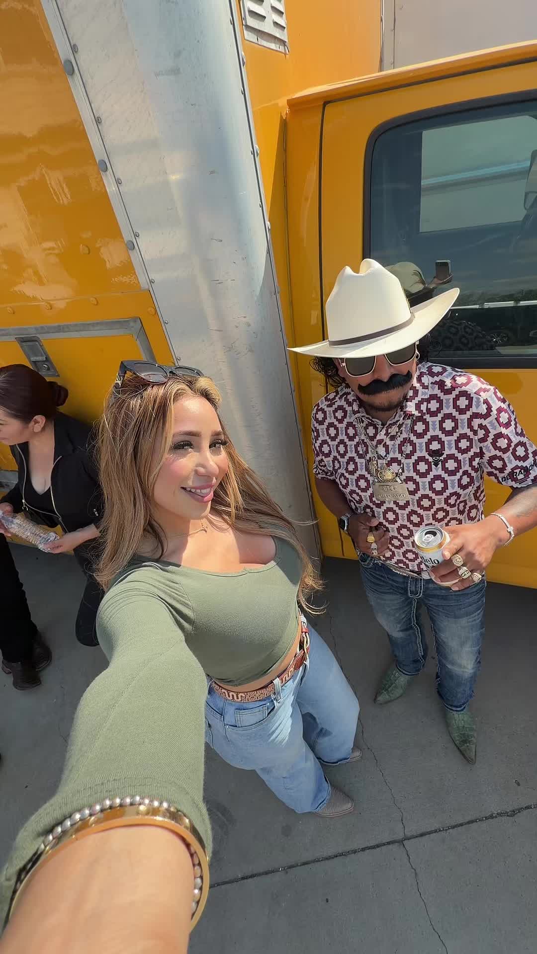 @Jhoselin88
