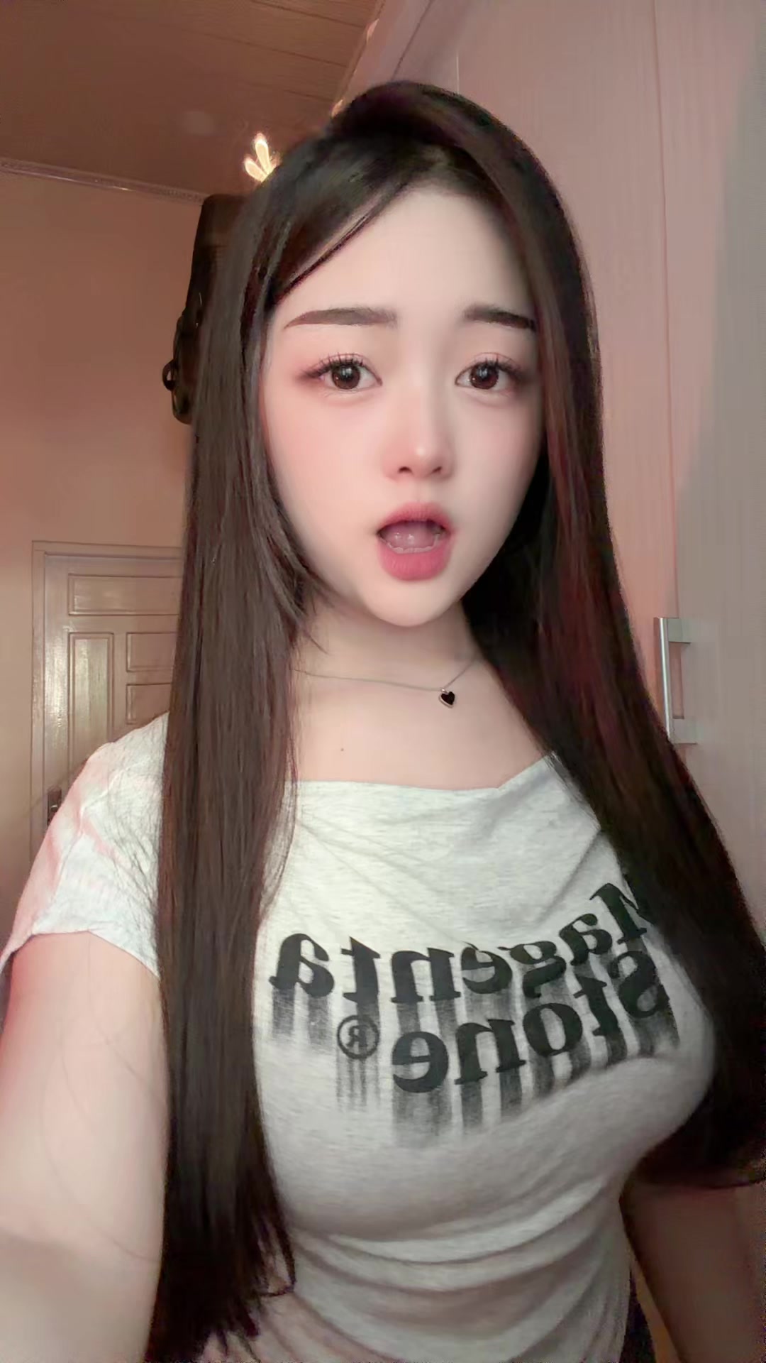 @_vyor