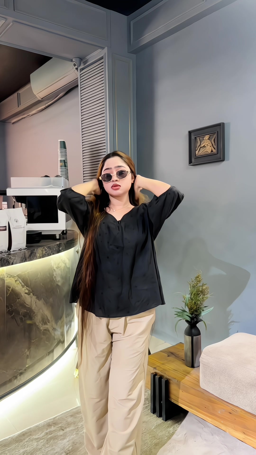 @Simran⭐️