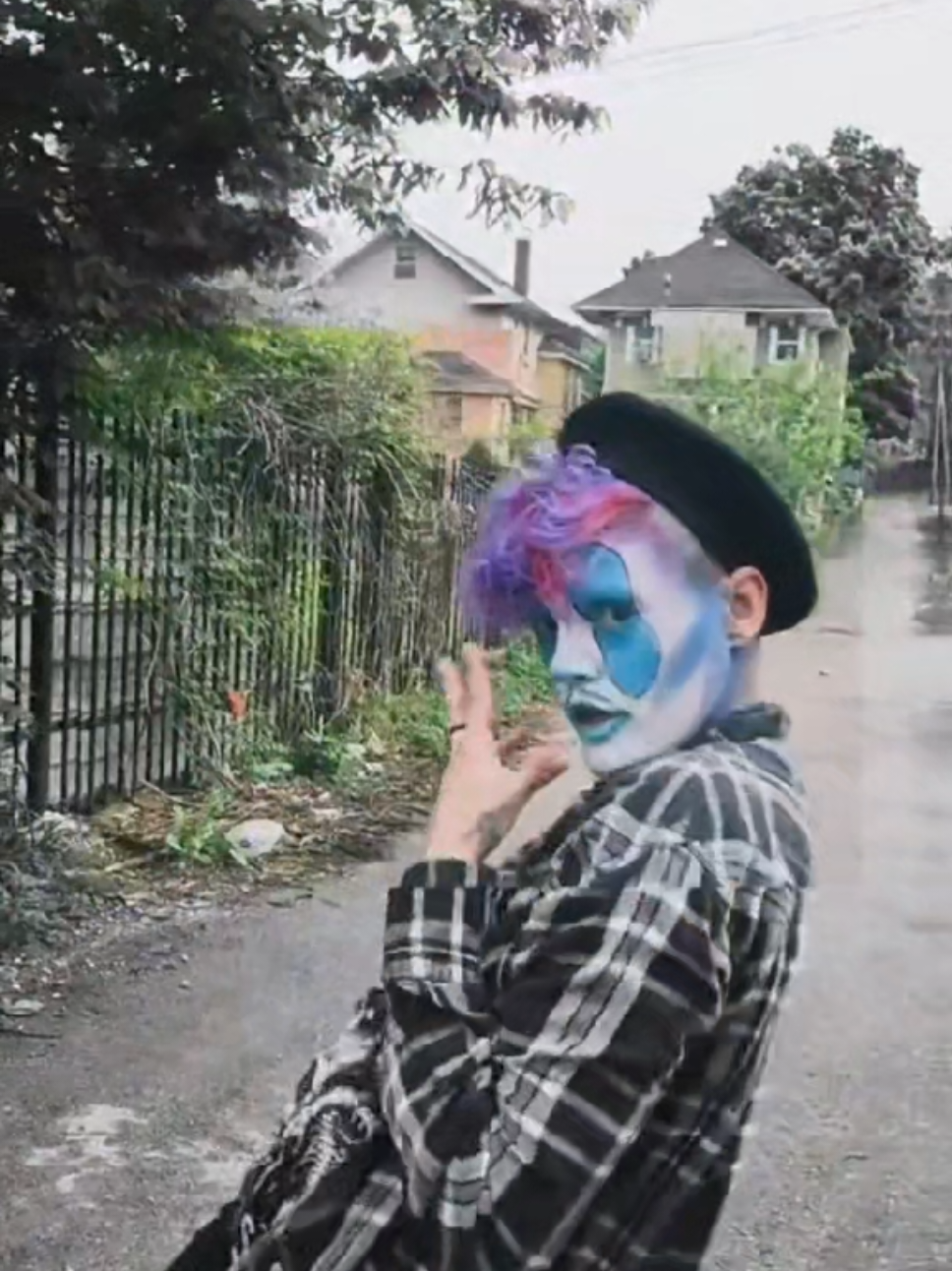 @sadclownfoolery