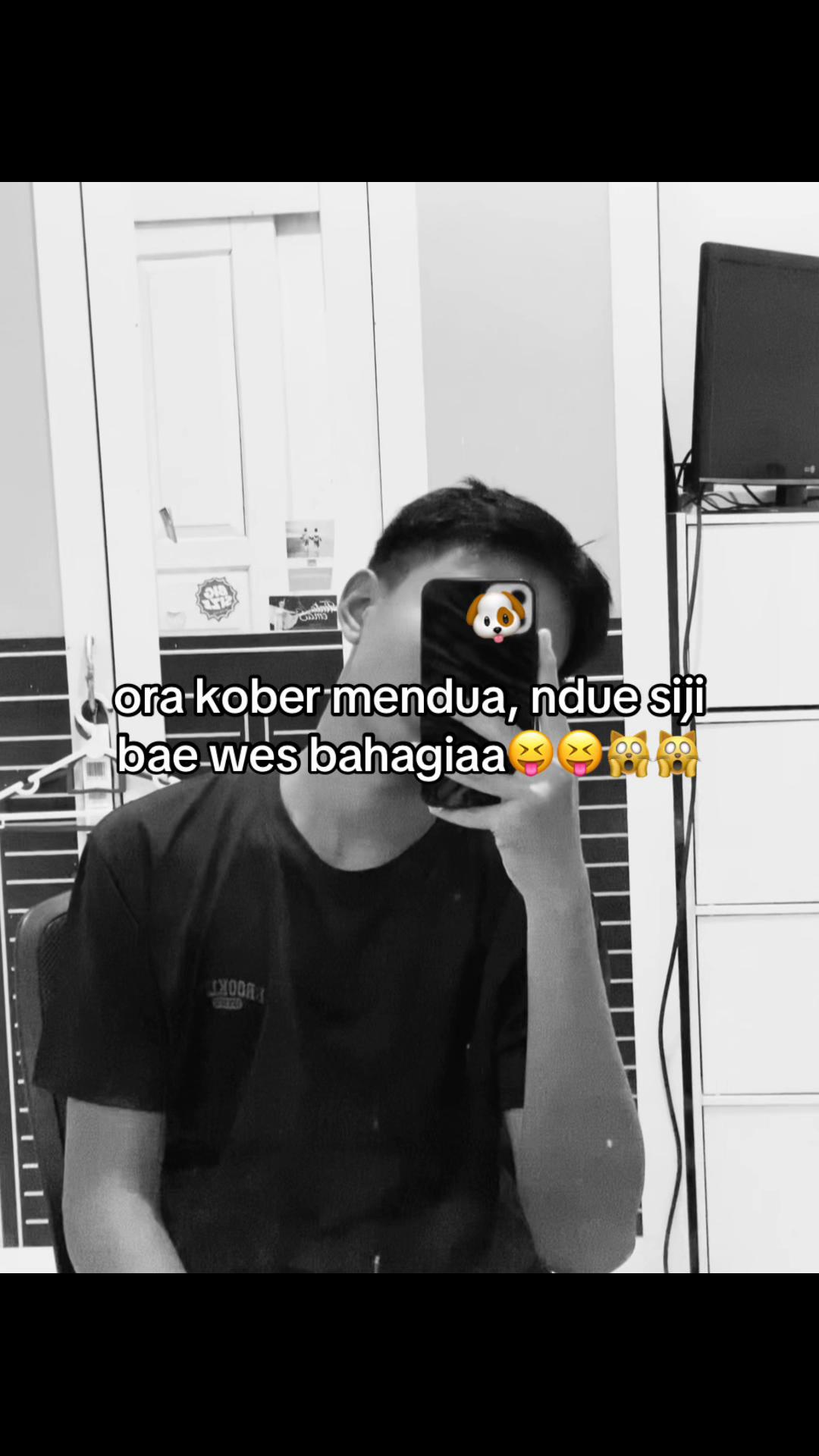 @๐ญ๐๐๐๐
