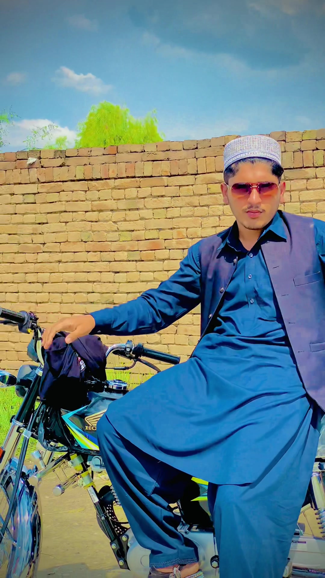 @Naveed ahmad khan 26