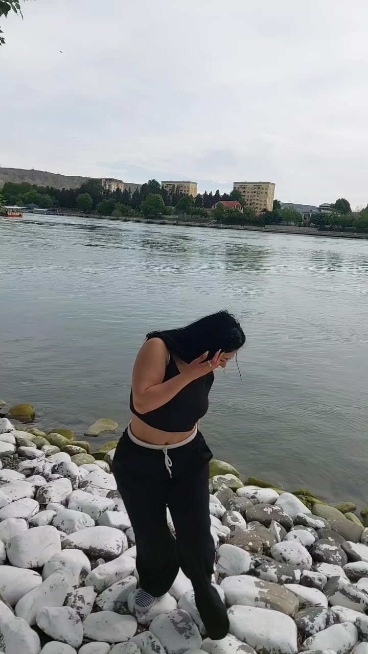 @elza98