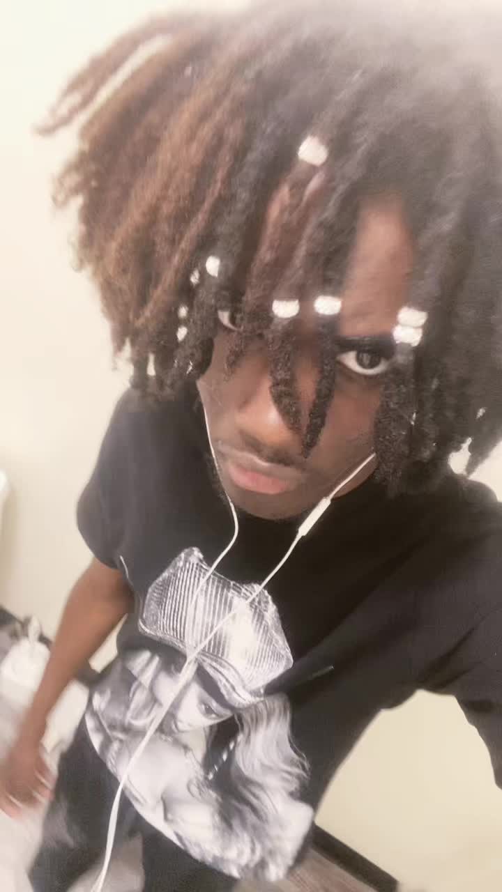 @shittylungz