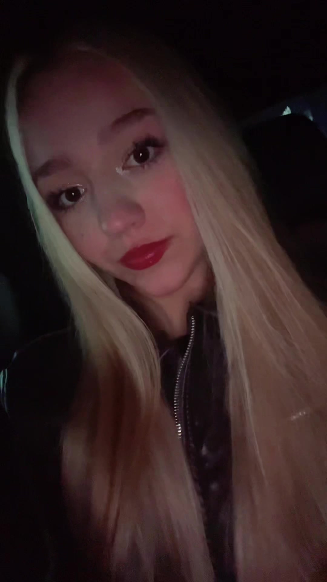 @isa💫