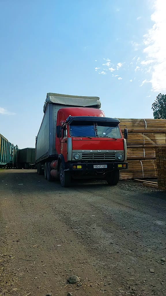 @KAMAZ 770