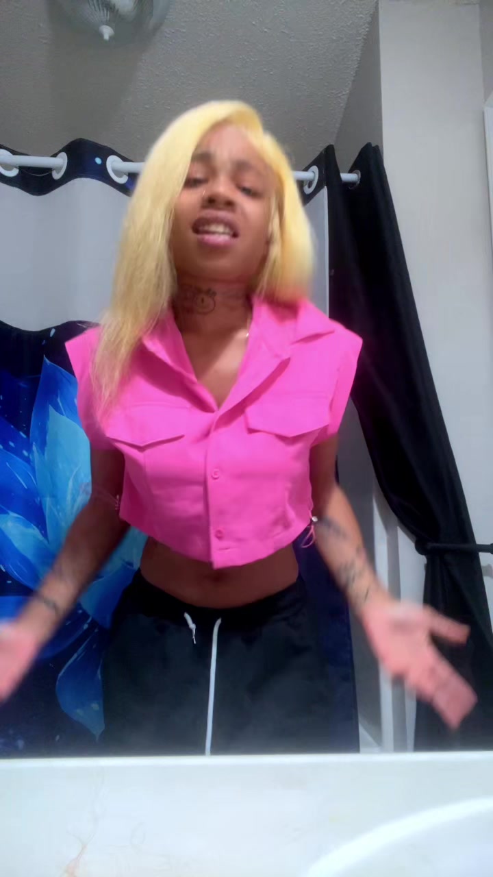 @Your Favorite Meel🥴😋💕