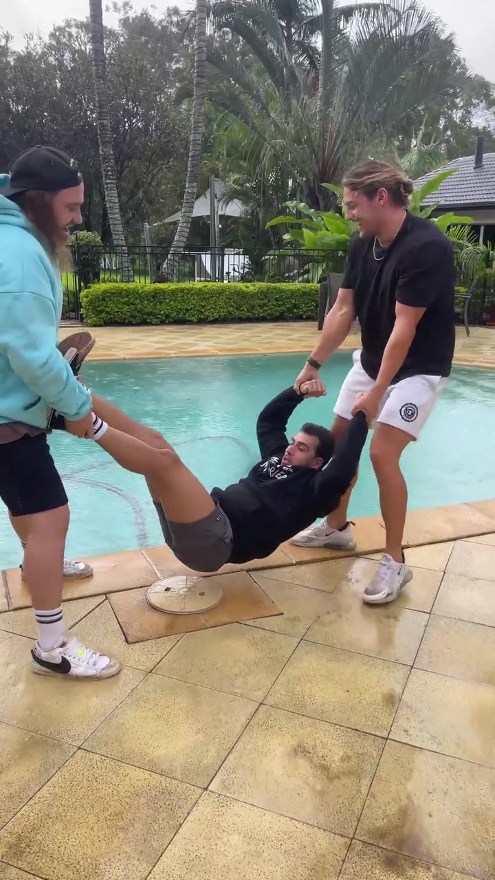 @Funny Pranks