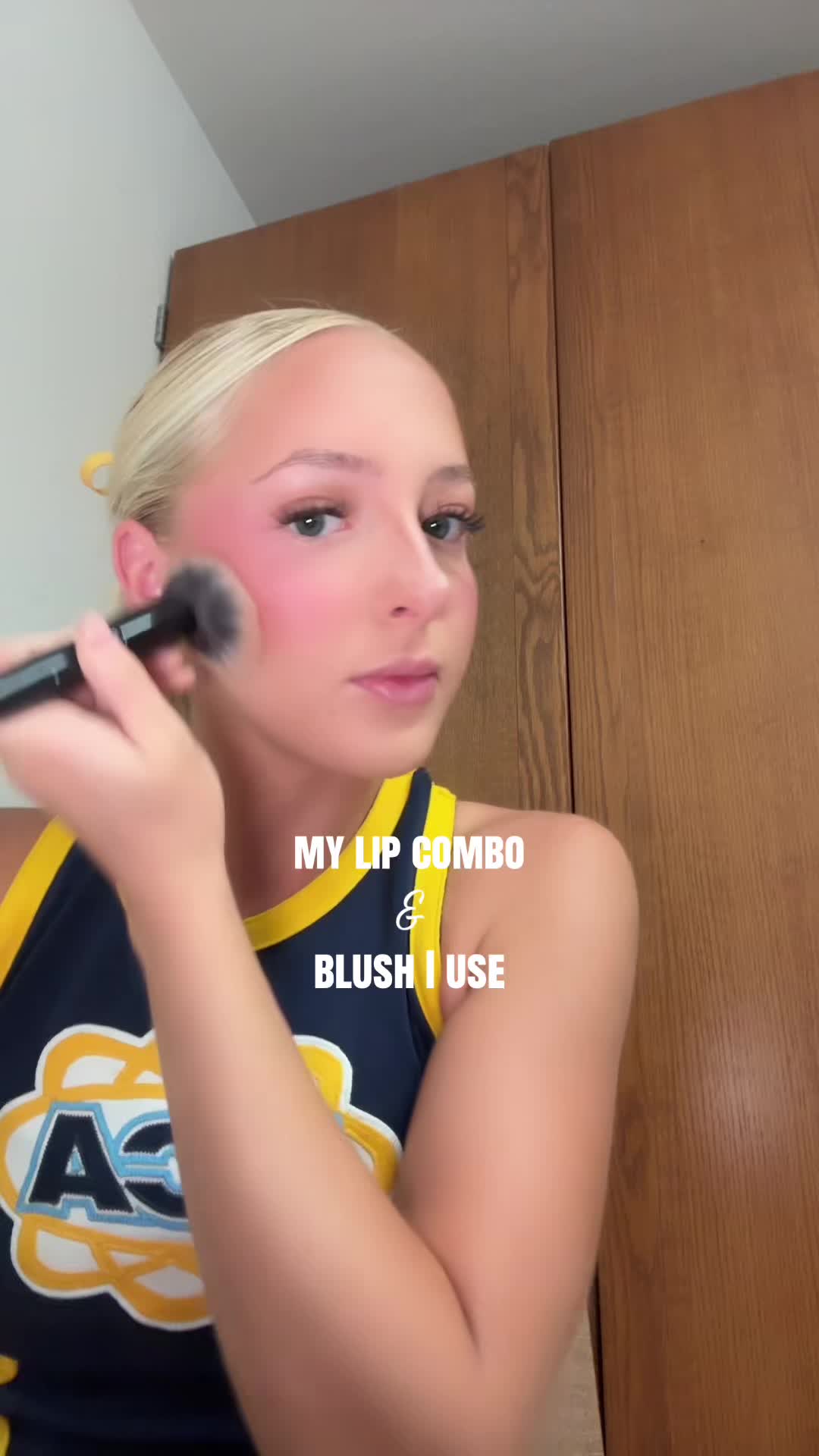 @Isabelle & Scarlett