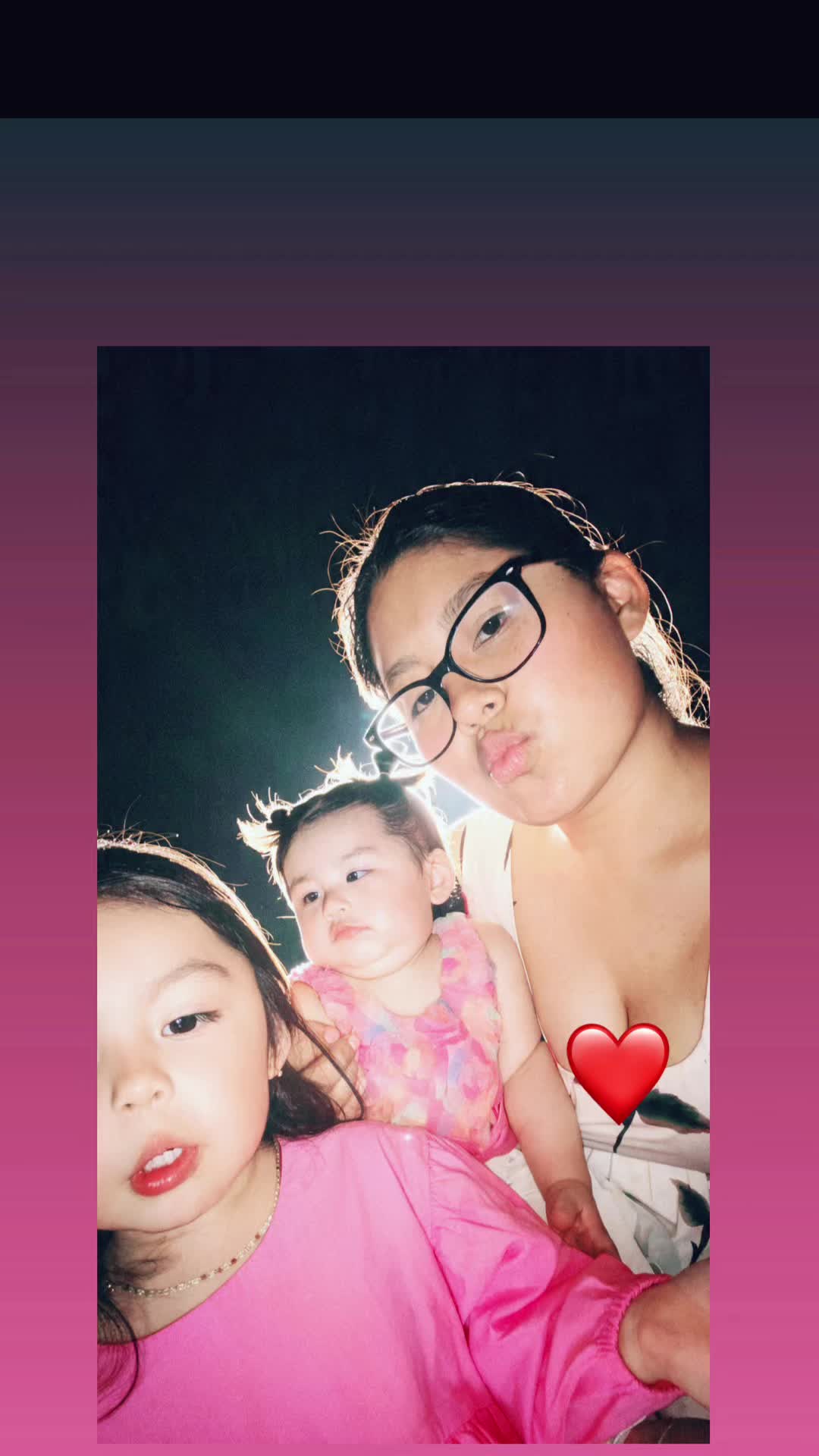 @Ana