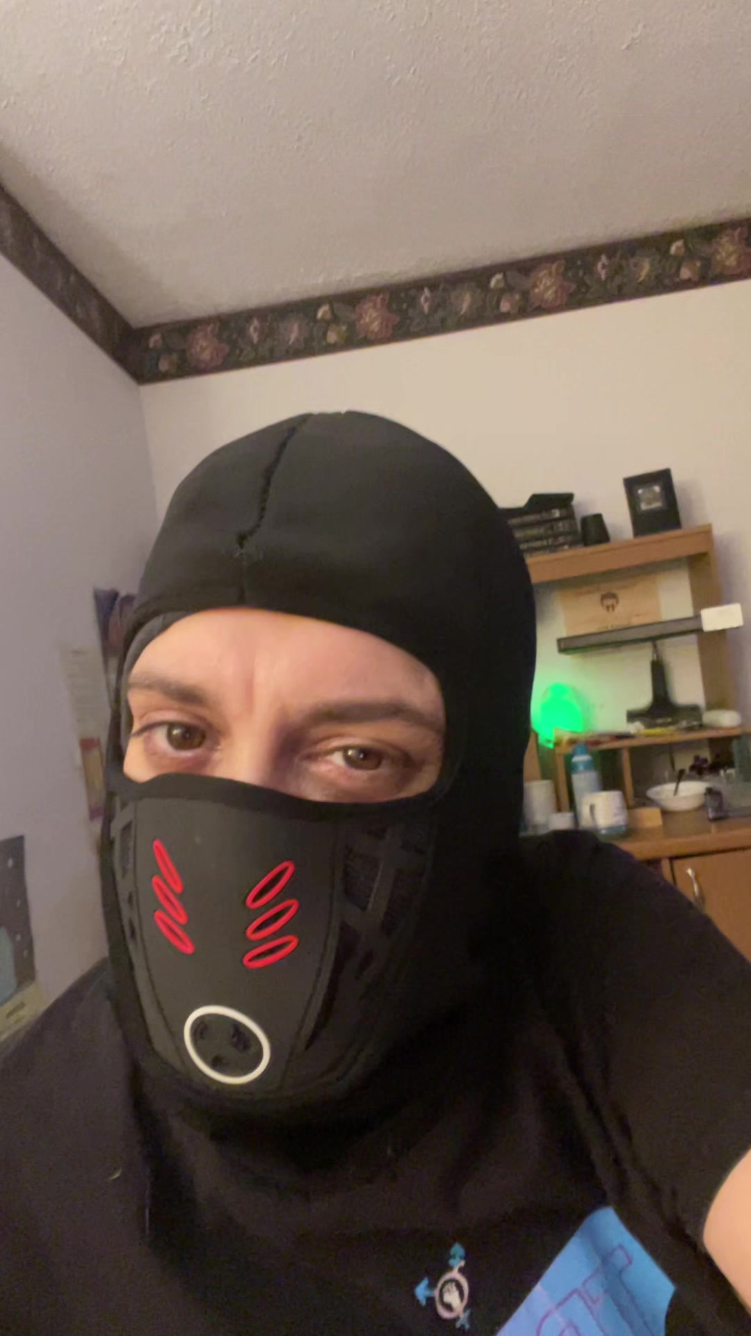 @CrackheadUnhinged