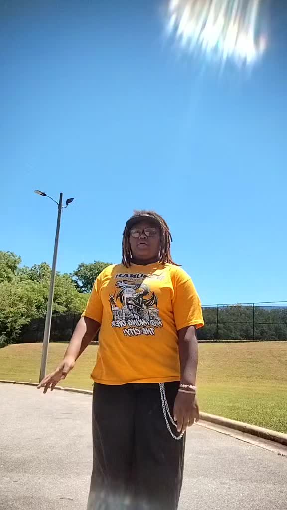 @Aniya Roberts