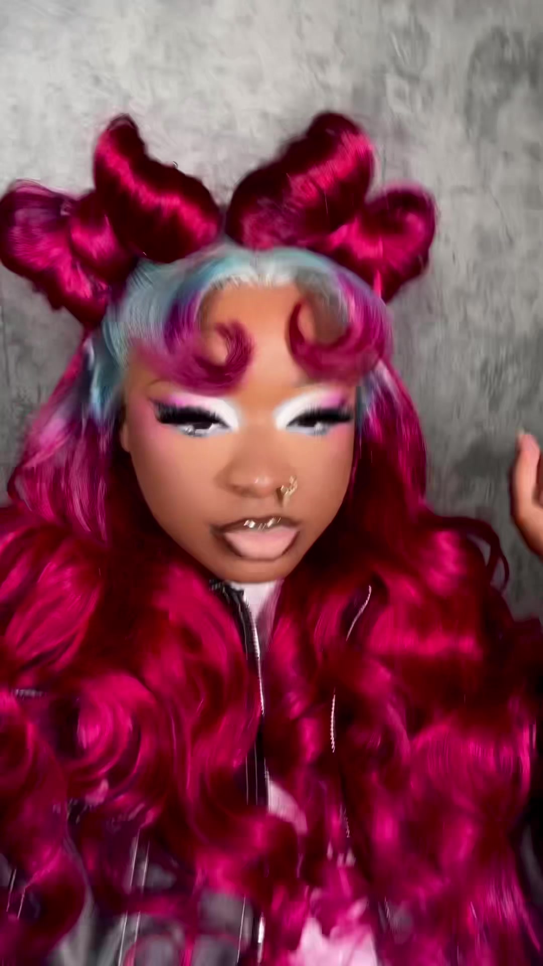 @PrettiestLeoMeme♌️🥂🎀🎨💖