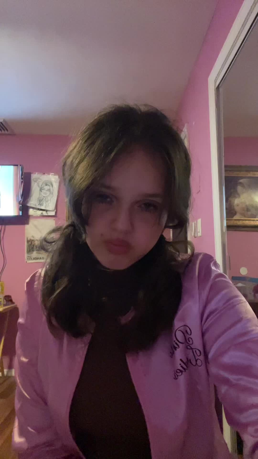 @🪲𝓋𝒾𝒸𝓉ℴ𝓇𝒾𝒶𓆣(go to him)