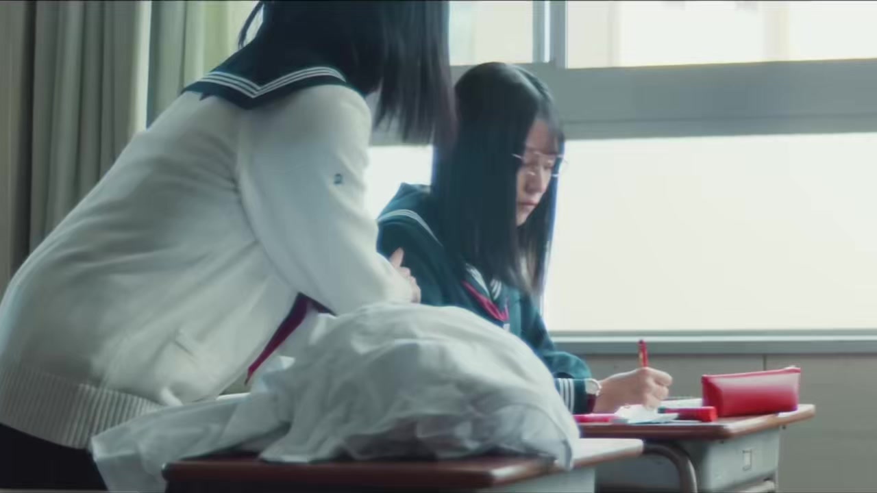 @ホワイト