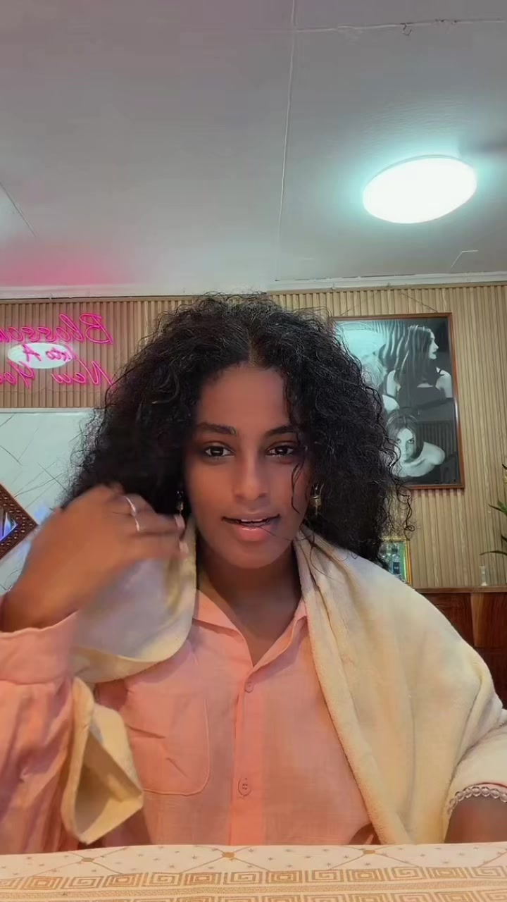 @Zanubi 💋