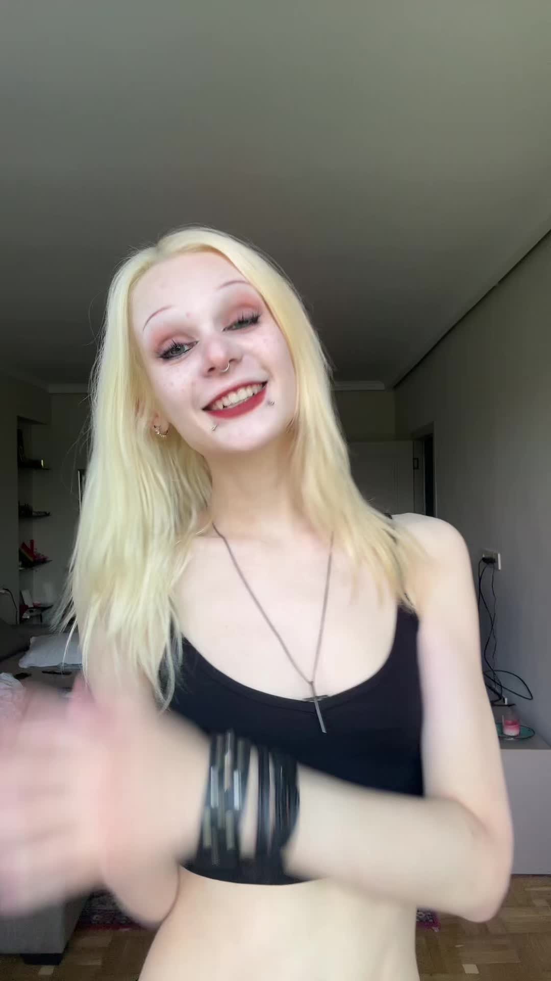 @samanthamiasnik