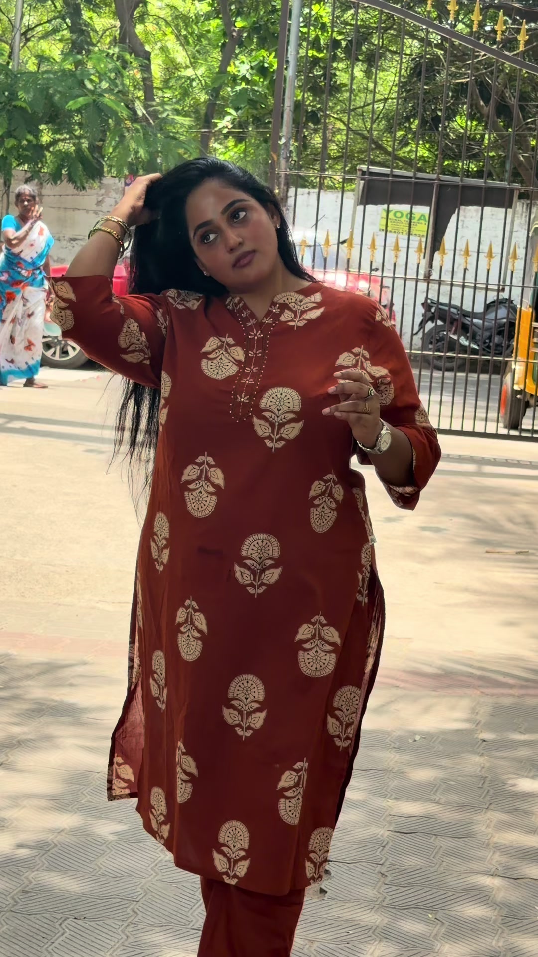 @Kavisuresh178000