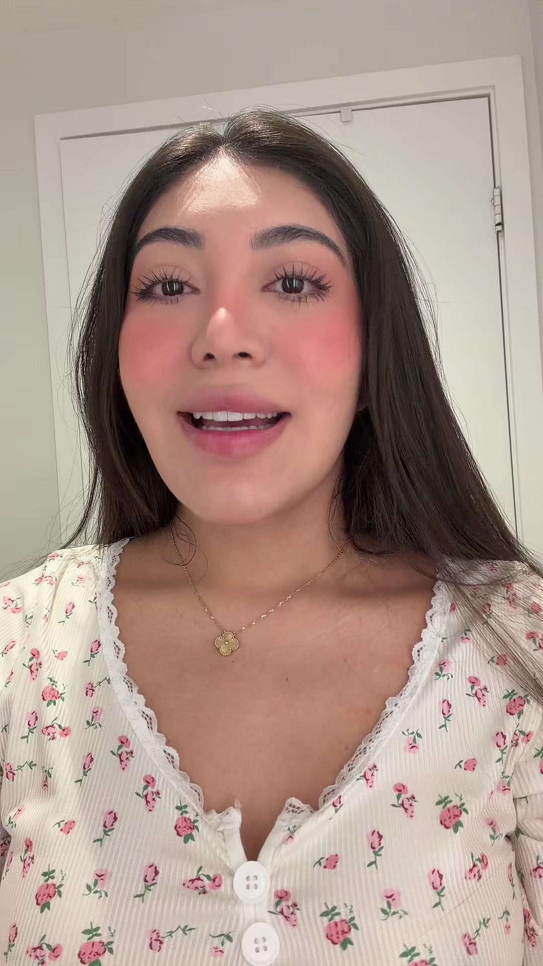 @Diana Fletes Cosmetics