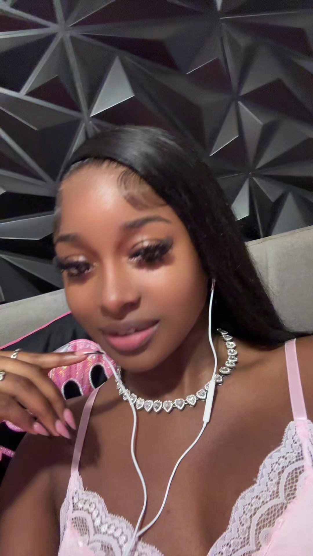 @KYLA