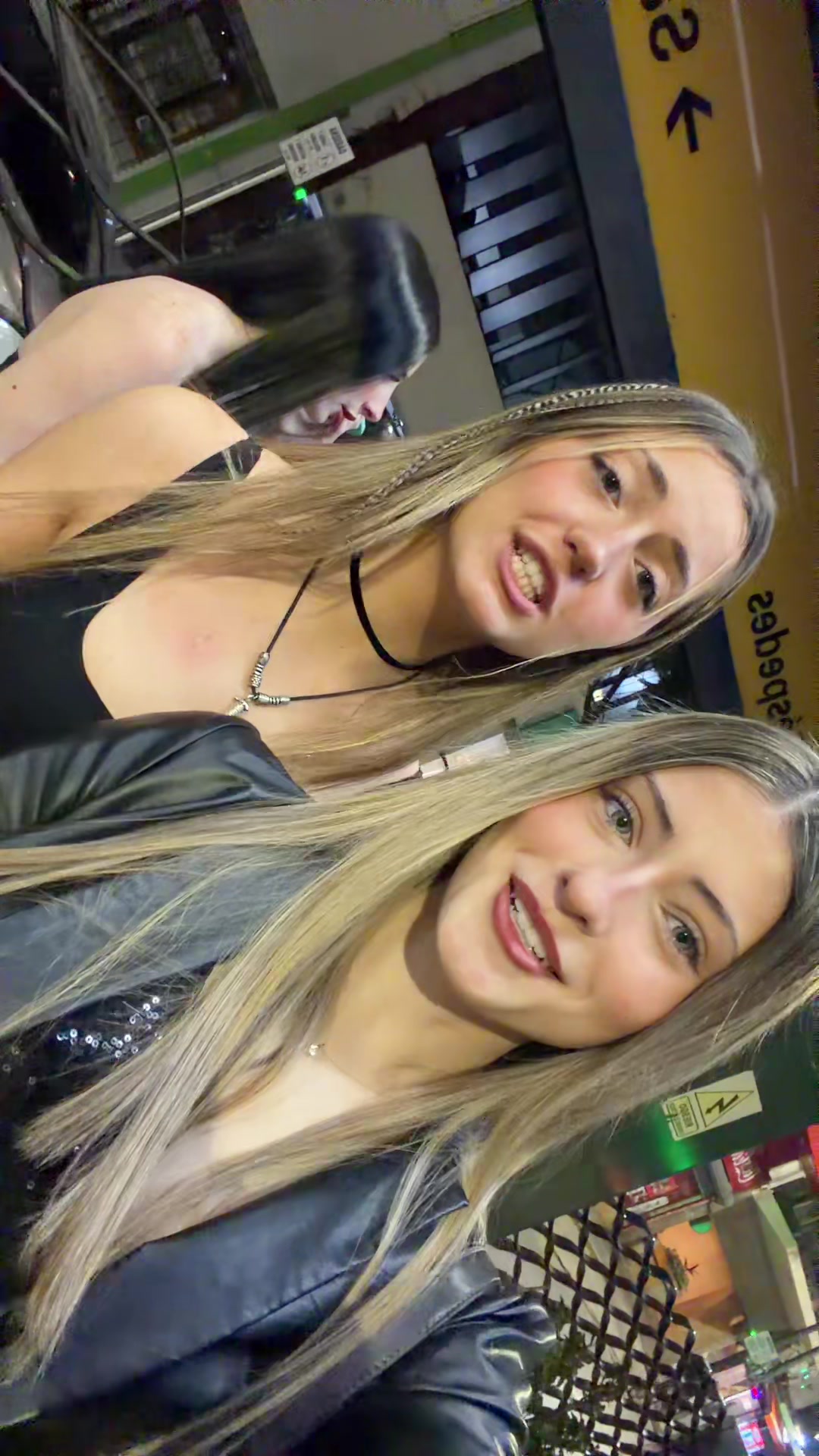 @ag🦦