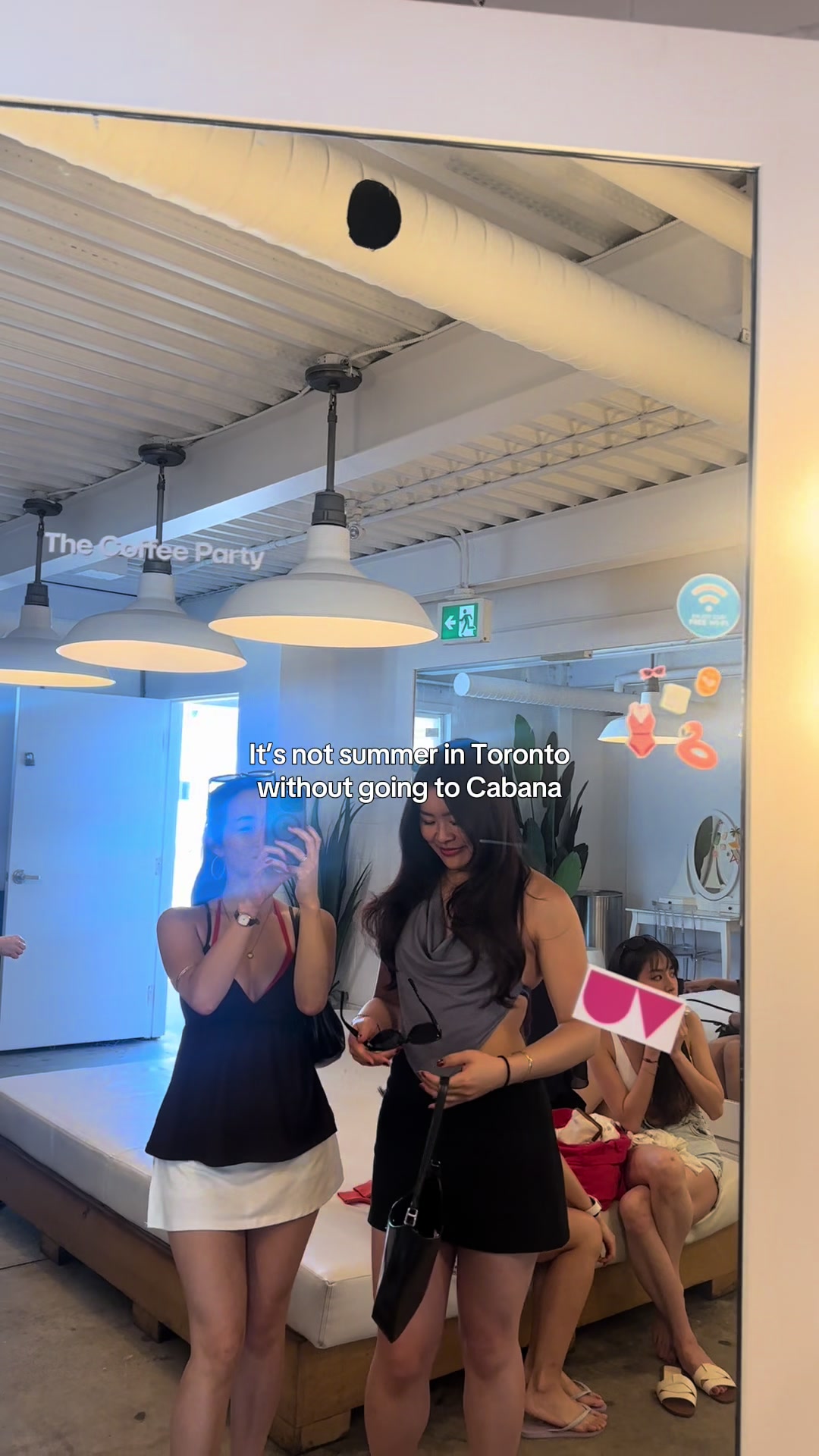 @Chloe Tam
