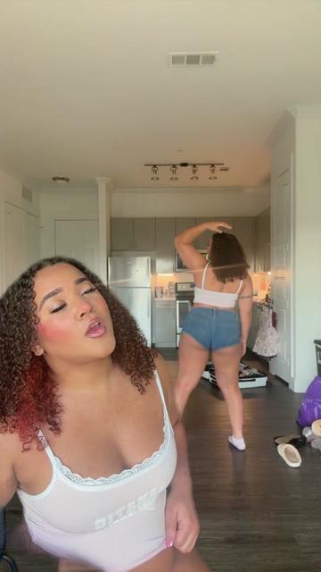 @Kurvy.Koala