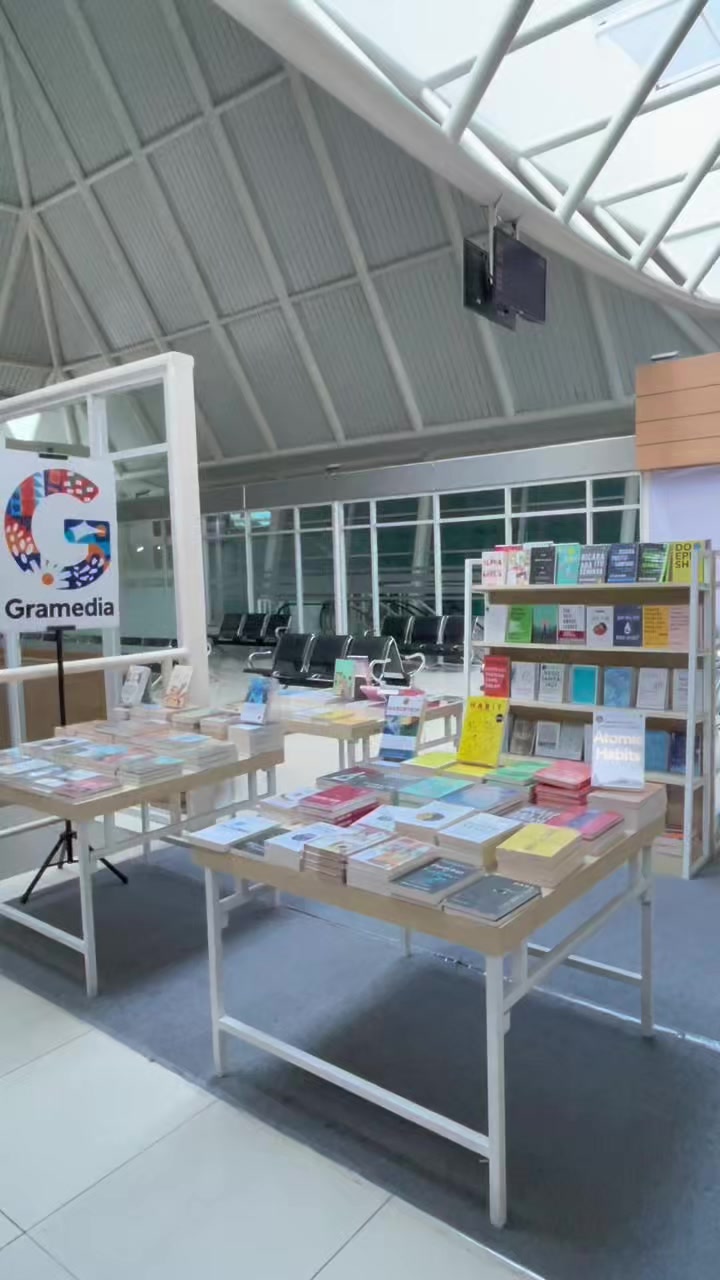 @Gramedia Kupang