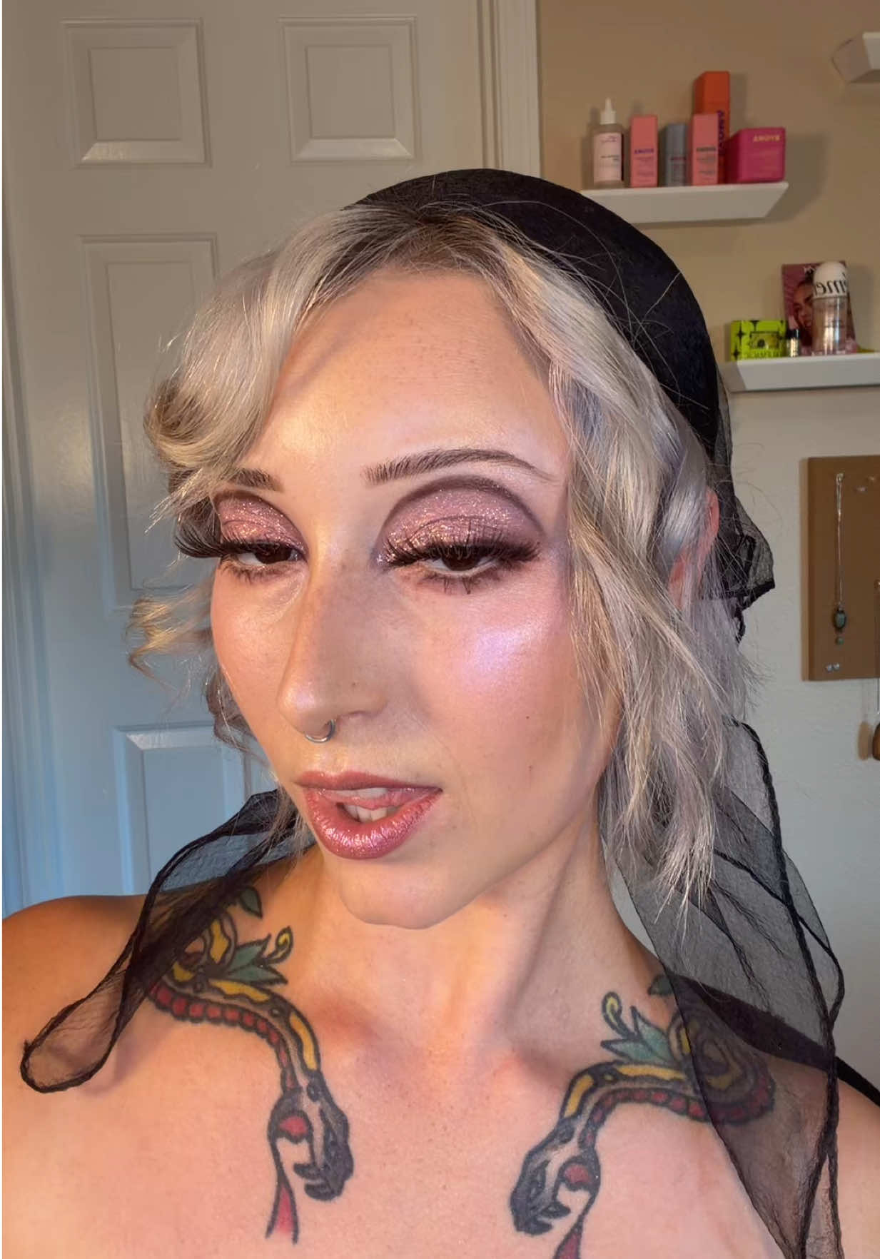 @vividly_lily
