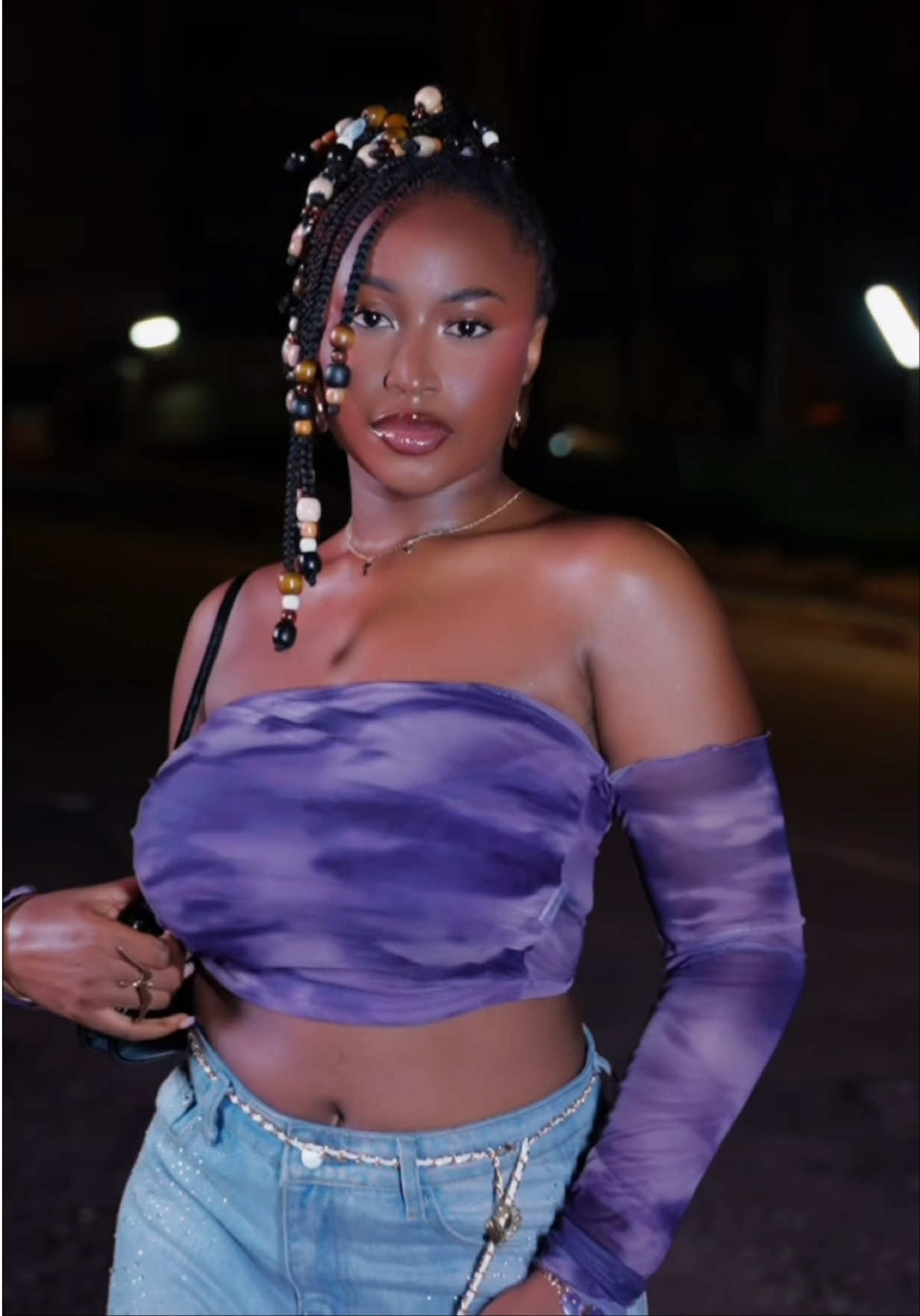 @𝐌𝐈𝐑𝐀𝐂𝐋𝐄💜