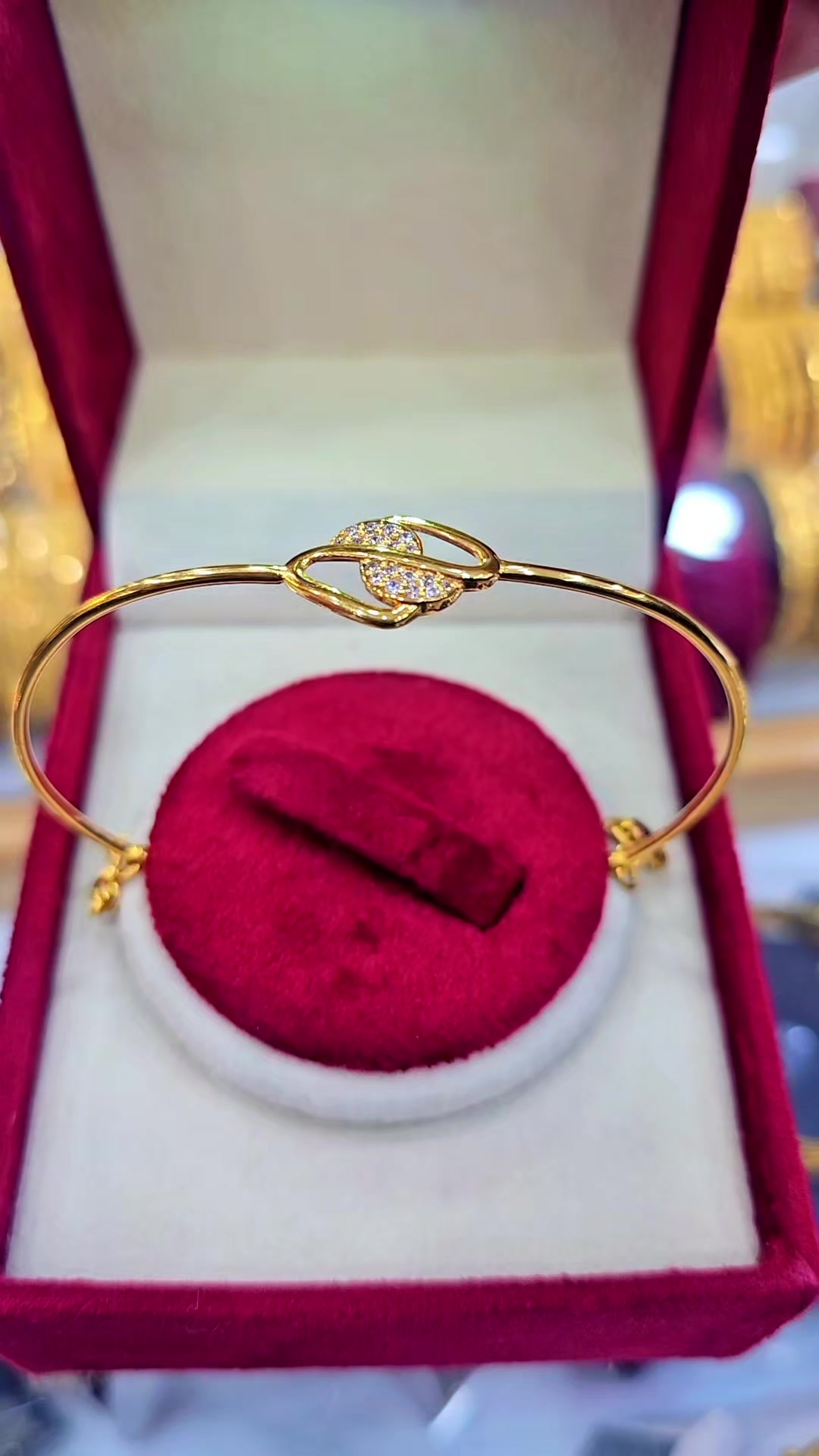 @RAJEE JEWELLERY 🧿