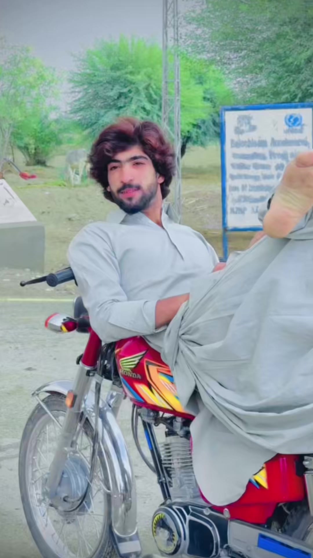 @Shahbaz awarani 009