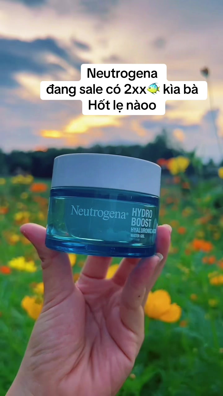 @Tiệm Hồng L&egrave;