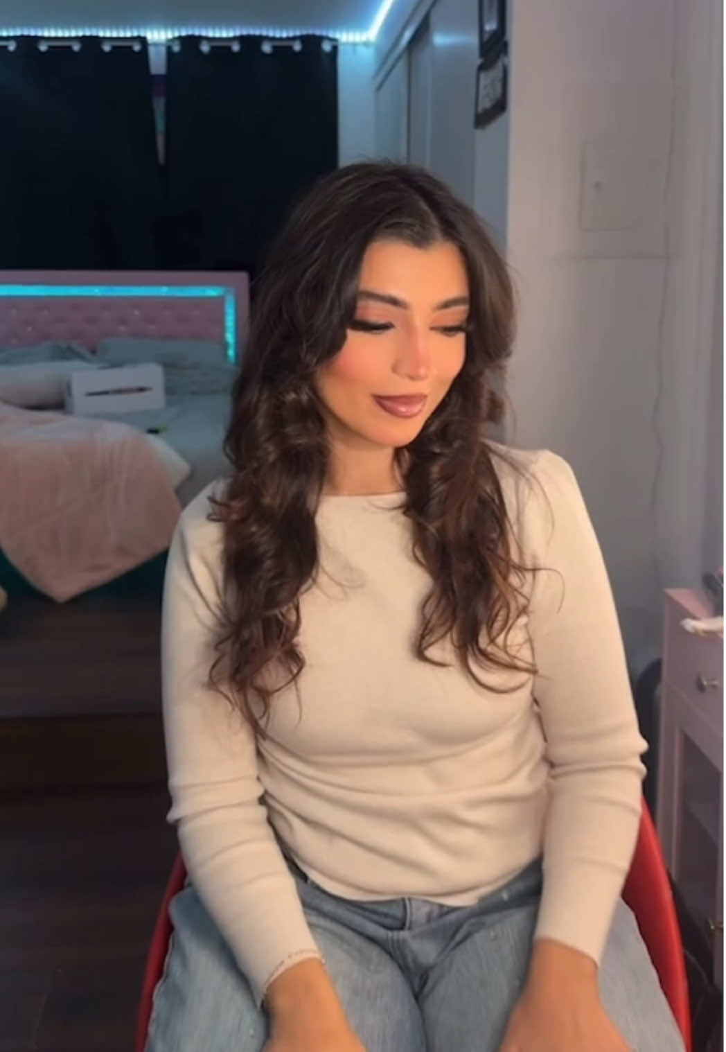 @Esra🇸🇾