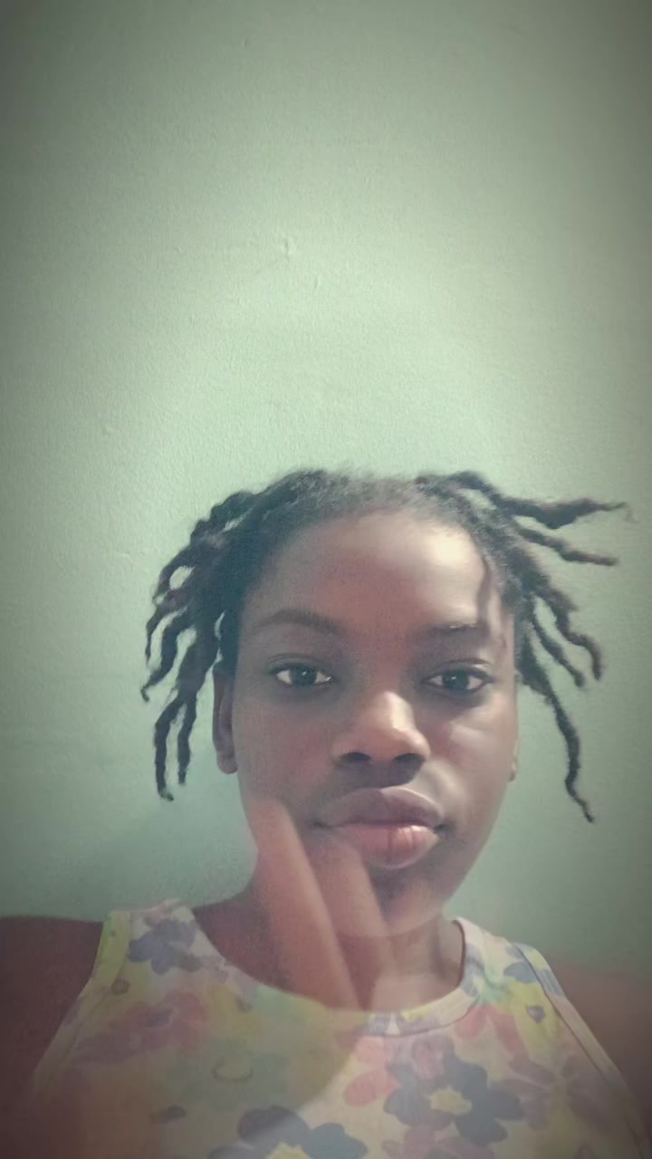 @thatgirl🥰