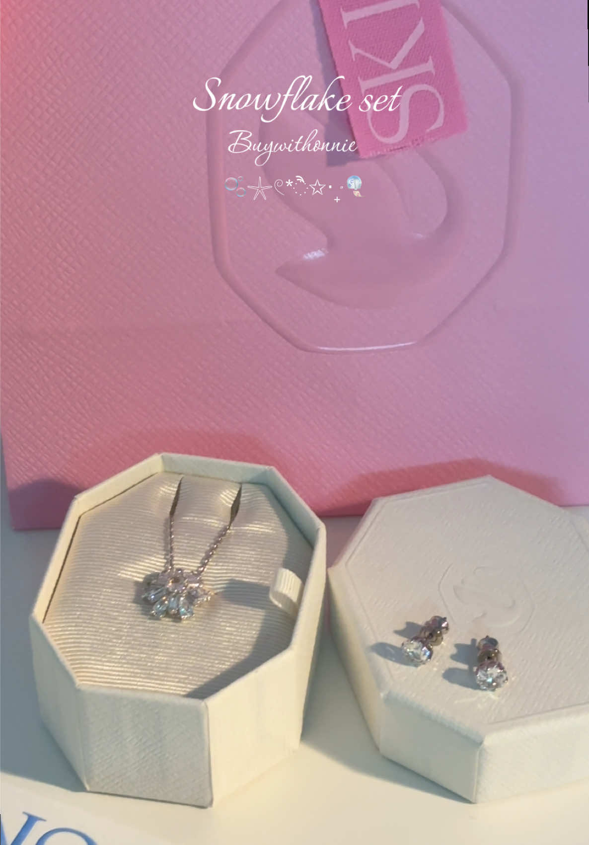 @👀♡Buywithonnie&hearts;︎🎀