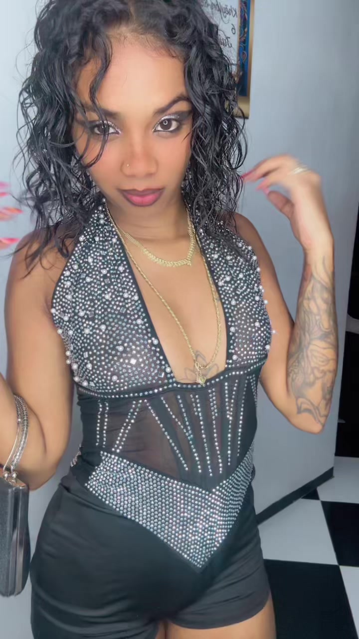 @Barbiekiim😈🖤
