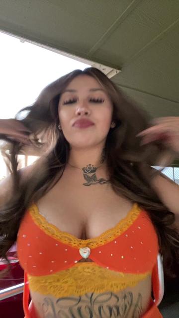 @Victoriaaa