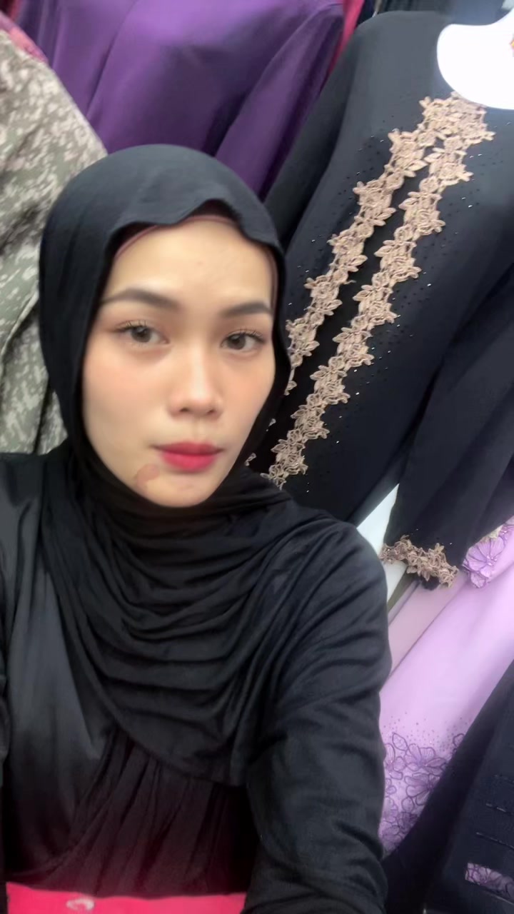 @YANA🌹