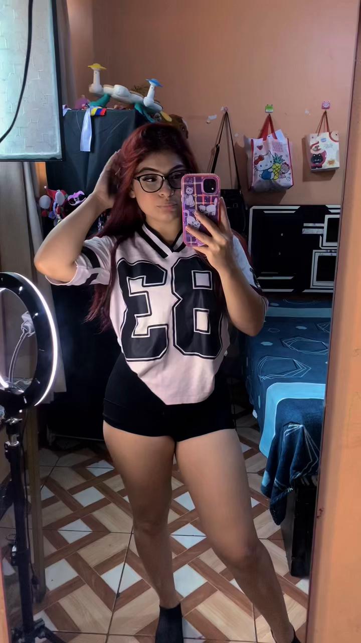 @FABIANA♥️
