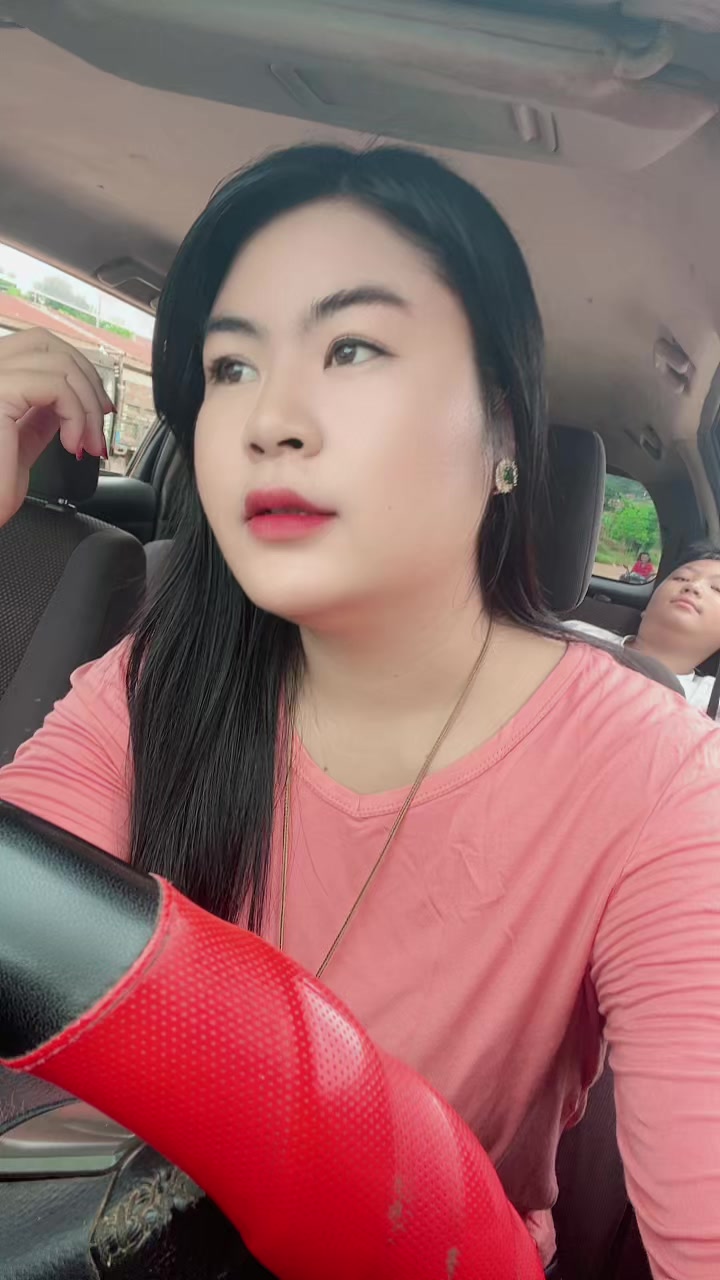 @ဥလေး